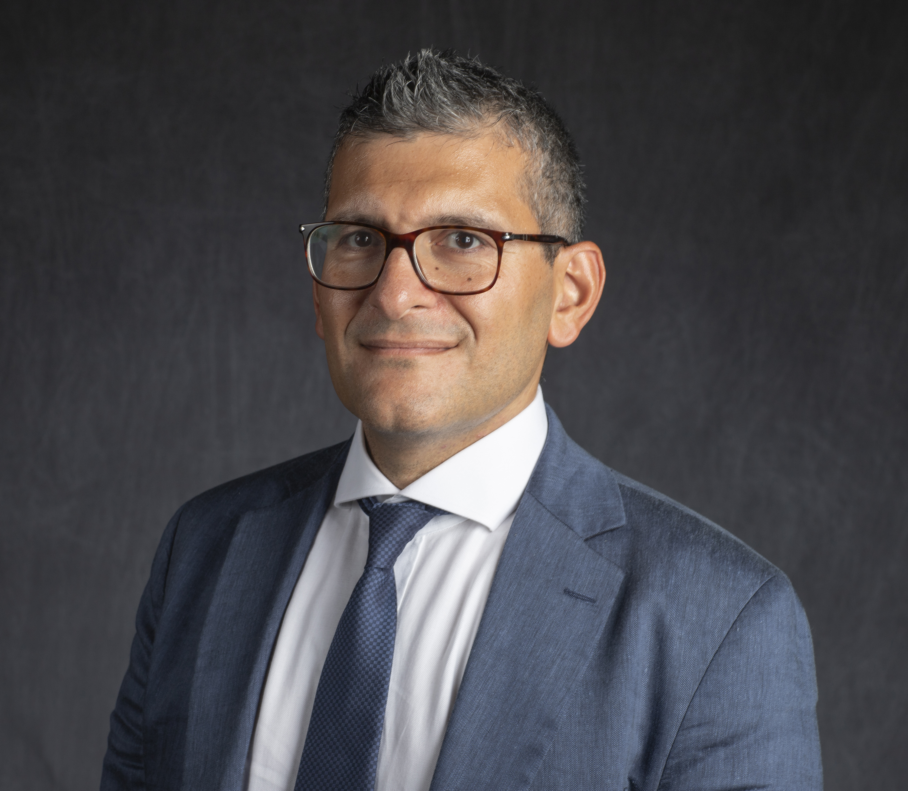 Dr. Guclu Atinc